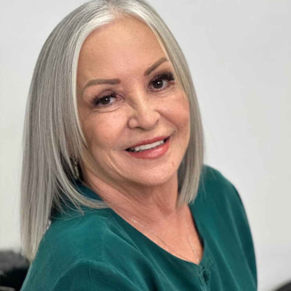 Meet your Posher, Ada